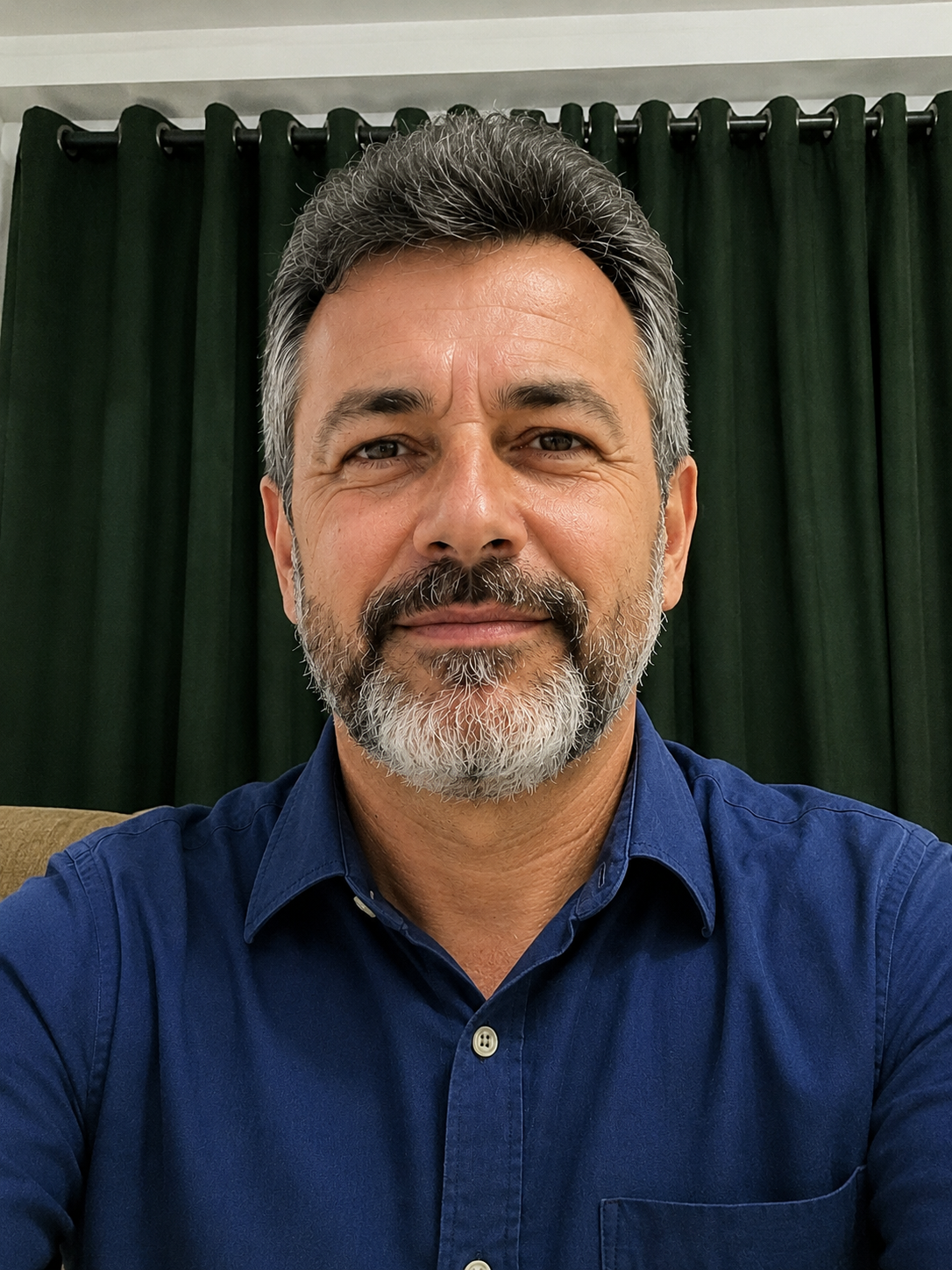 Exemplo de foto clara, frontal e com rosto visivel